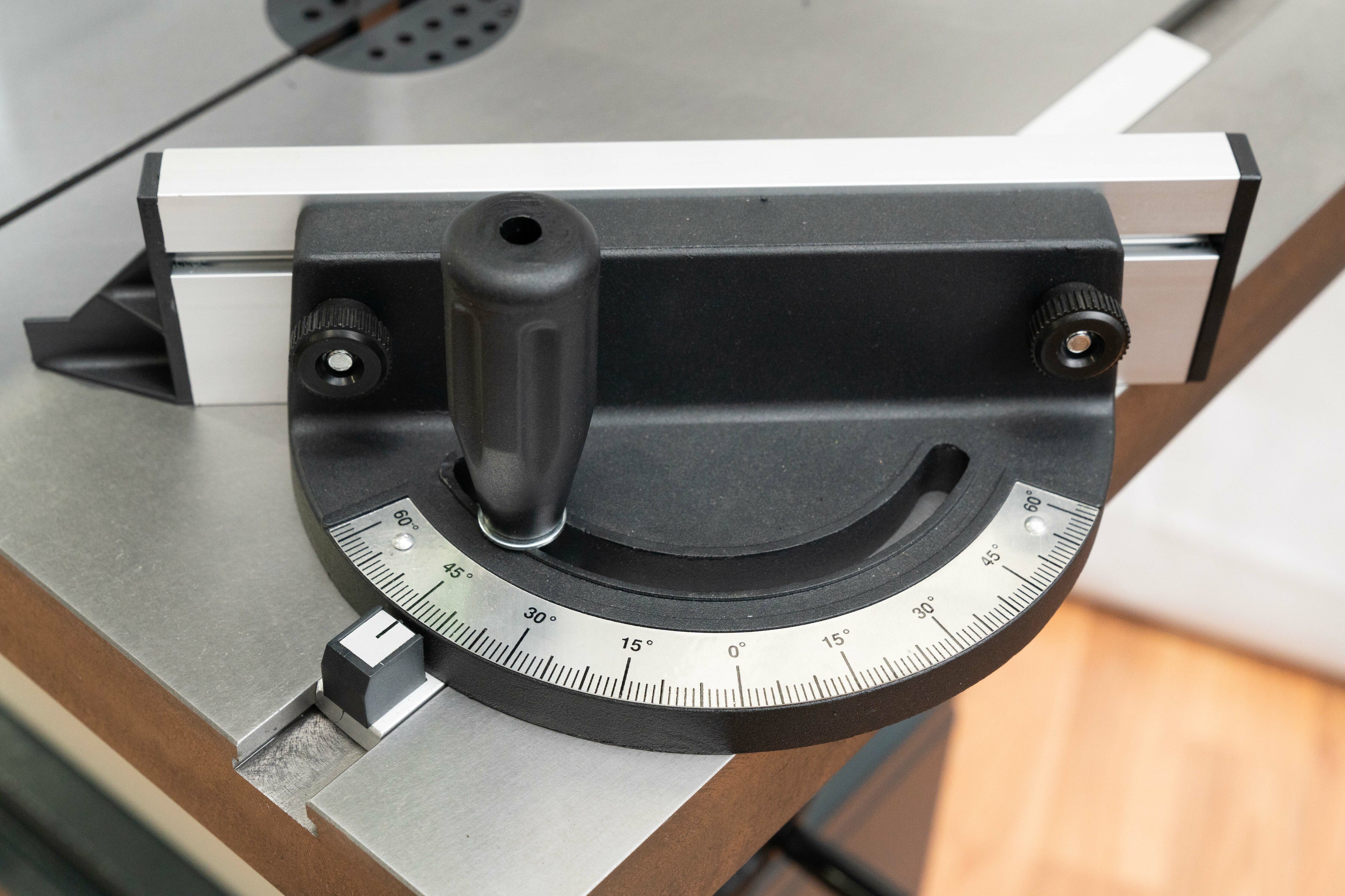 Woodfast 250mm (10") Bandsaw 0.5HP 240V BS250B