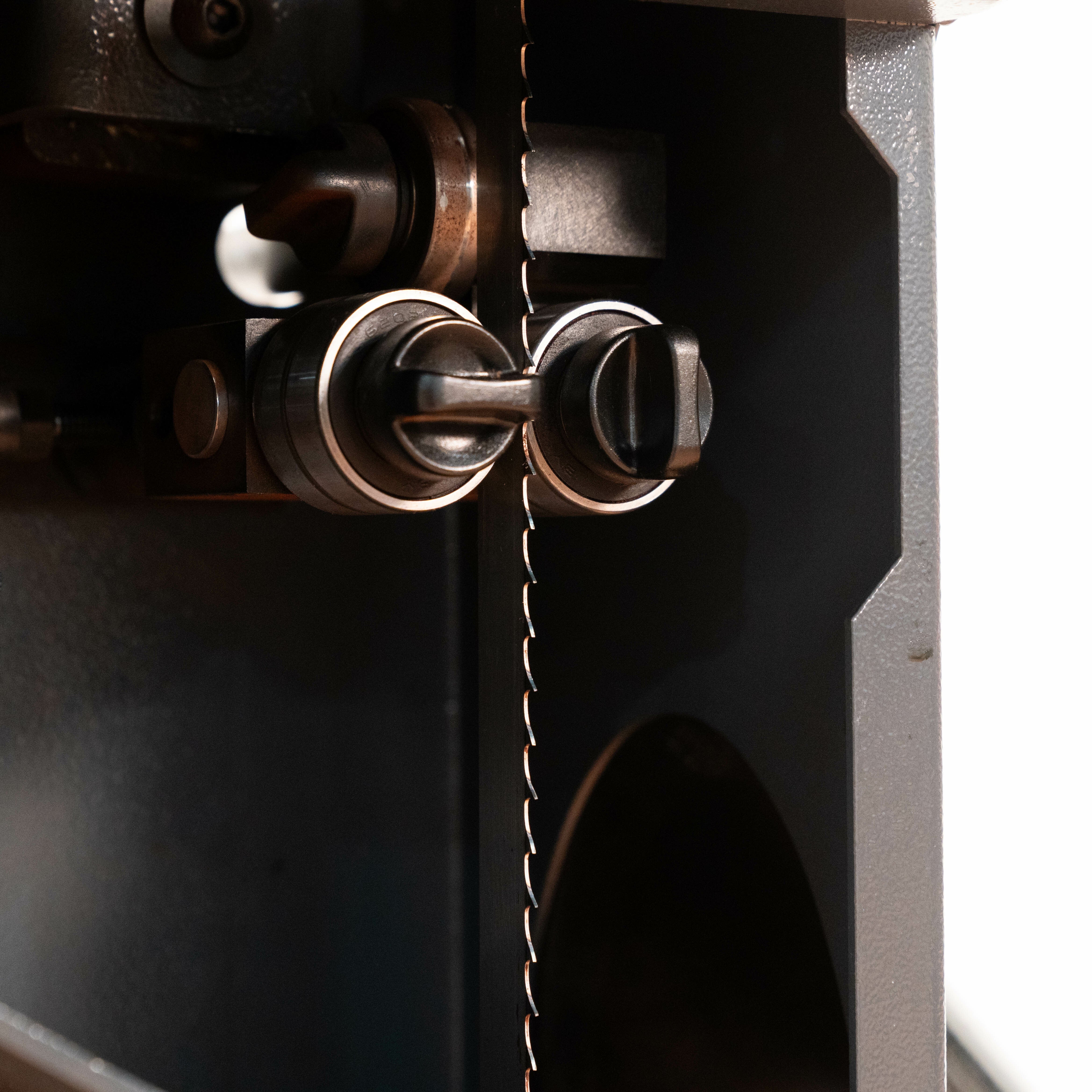 Woodfast 450mm (18") Deluxe Wood Bandsaw 3HP 240V BS450A