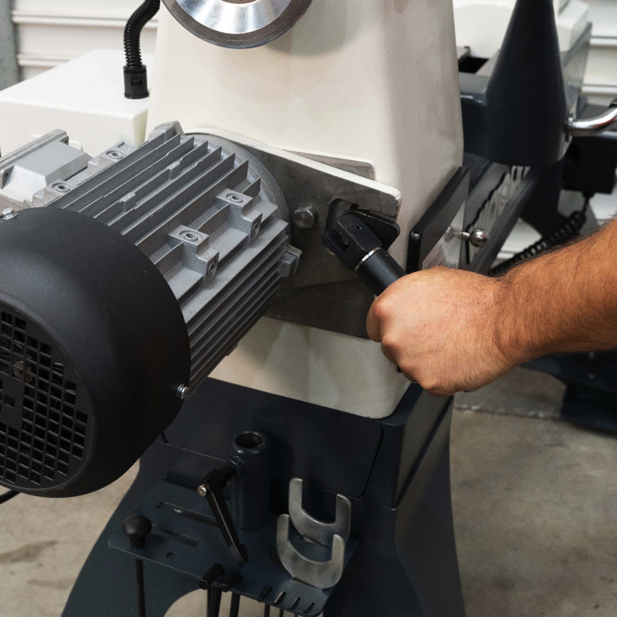 Woodfast 762mm (30") Swing x 1060mm (40") Between Centres Super Heavy Duty Wood Lathe 3HP WL3040A