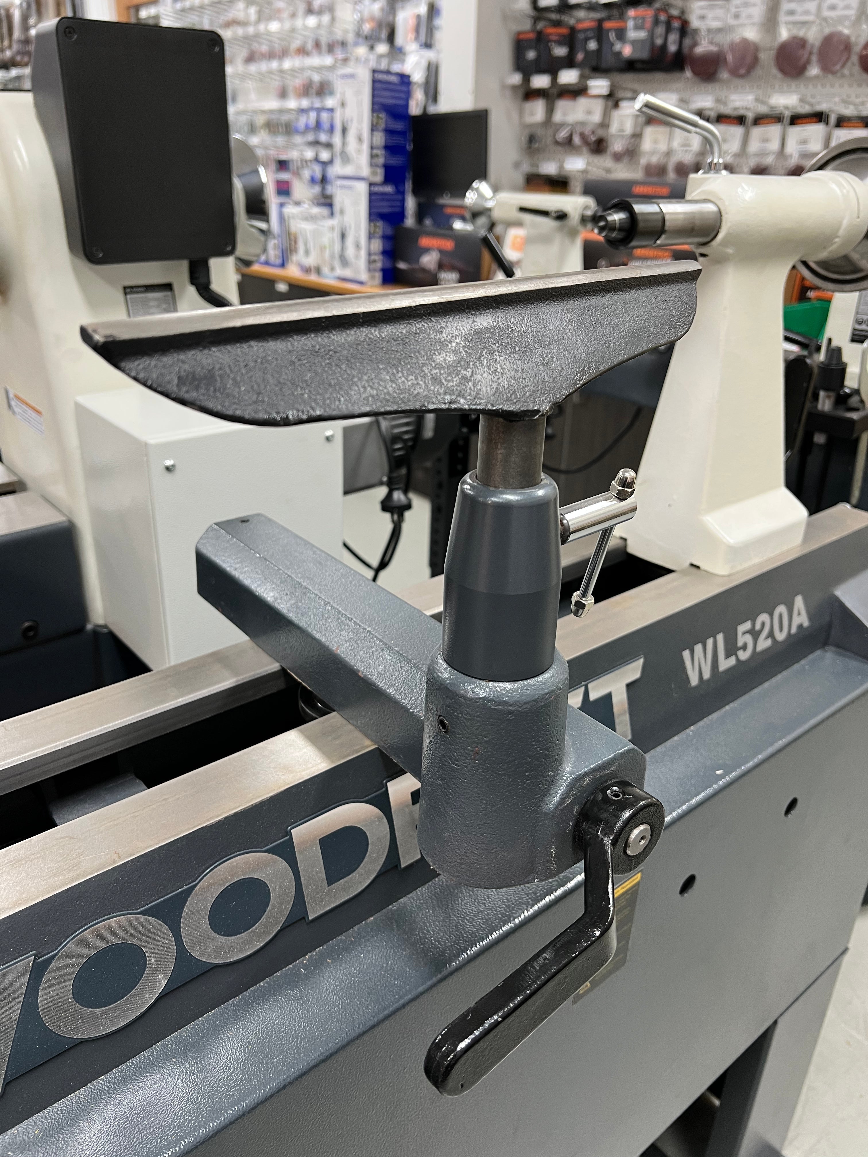 Woodfast 510mm (20") Swing x 915mm (36") Between Centres Heavy Duty Wood Lathe WL520A